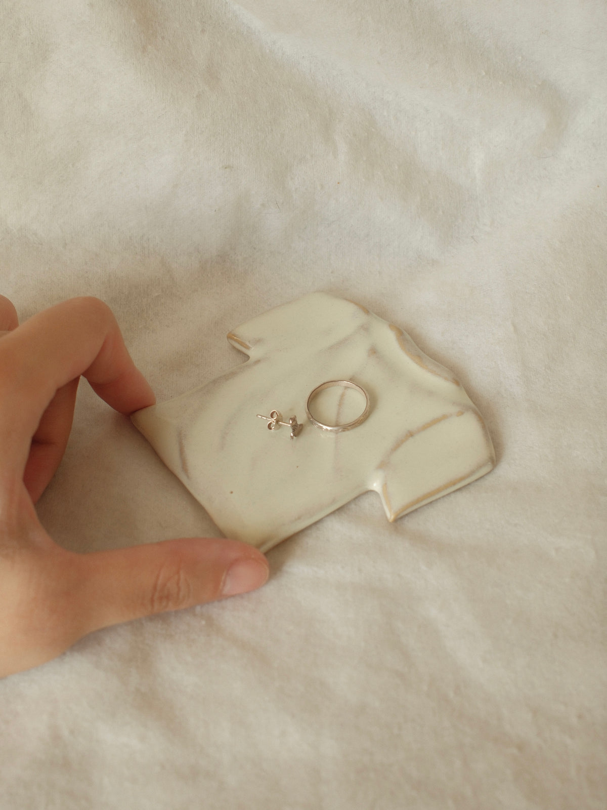 T-shirt Tray - White